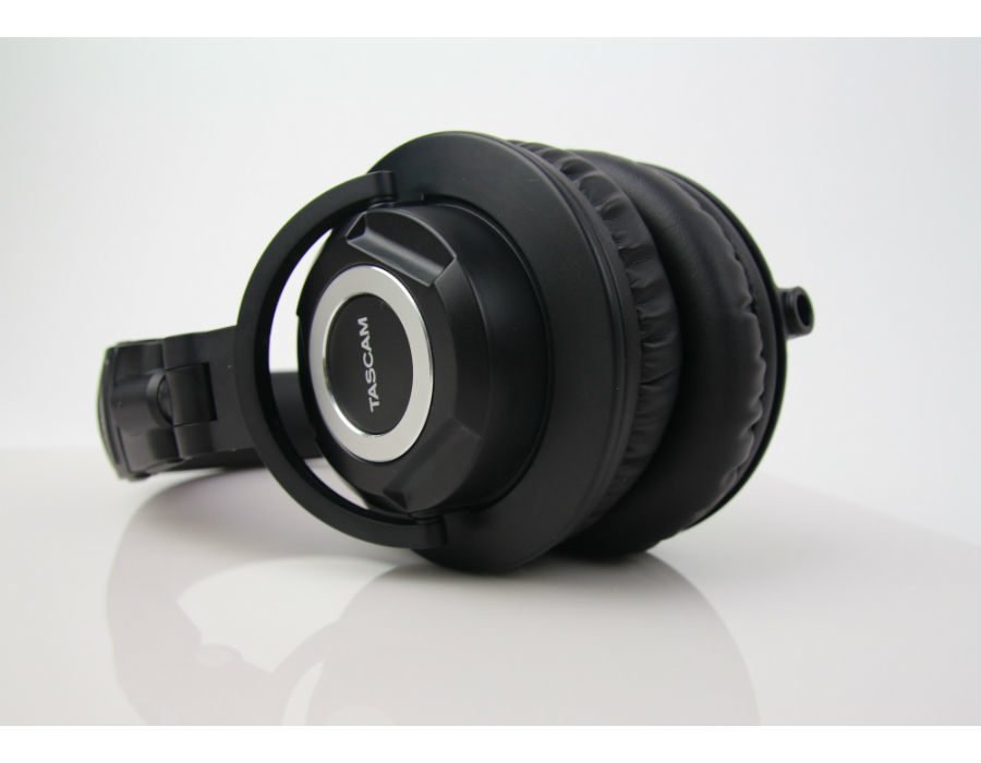 Tascam TH-07