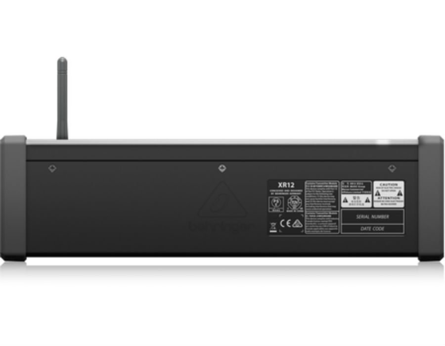 Behringer XR12